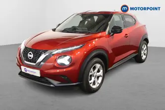 Nissan Juke N-Connecta Automatic Petrol SUV - Stock Number (1484033) - Passenger side front corner