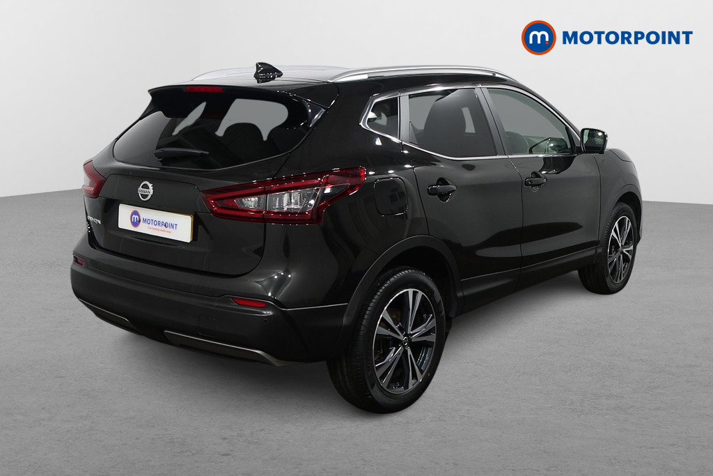 Nissan Qashqai N-Connecta Manual Petrol SUV - Stock Number (1504117) - Drivers side rear corner