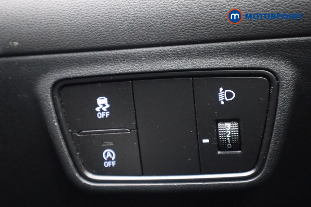 Hyundai Tucson Se Connect Manual Petrol SUV - Stock Number (1507951) - 15th supplementary image