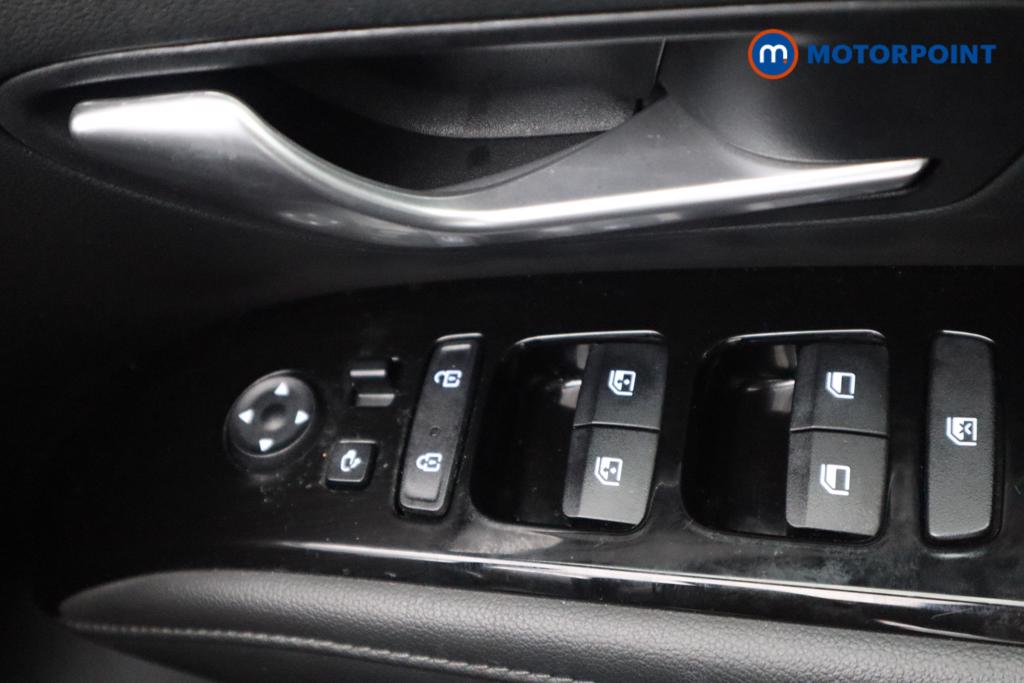 Hyundai Tucson Se Connect Manual Petrol SUV - Stock Number (1507951) - 17th supplementary image