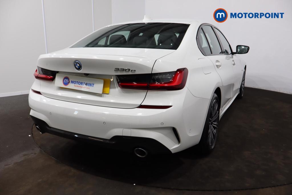 BMW 3 Series M Sport Automatic Petrol Plug-In Hybrid Saloon - Stock Number (1509984) - 31st supplementary image