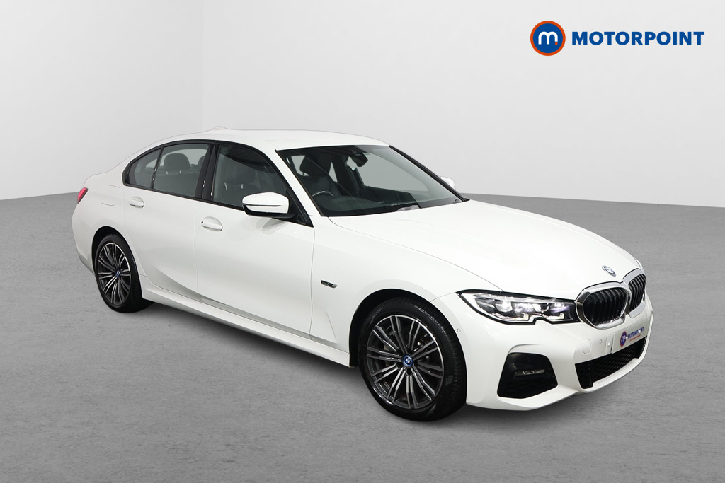 BMW 3 Series M Sport Automatic Petrol Plug-In Hybrid Saloon - Stock Number (1509984) - Drivers side front corner