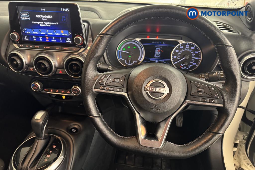 Nissan Juke N-Connecta Automatic Petrol-Electric Hybrid SUV - Stock Number (1504174) - 1st supplementary image