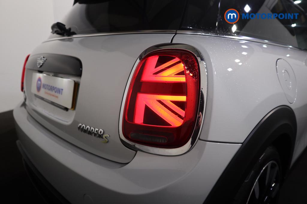 Mini Hatchback Cooper S Level 3 Automatic Electric Hatchback - Stock Number (1508186) - 24th supplementary image