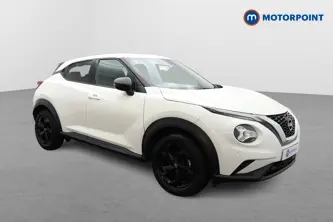 Nissan Juke N-Connecta Automatic Petrol SUV - Stock Number (1508692) - Drivers side front corner