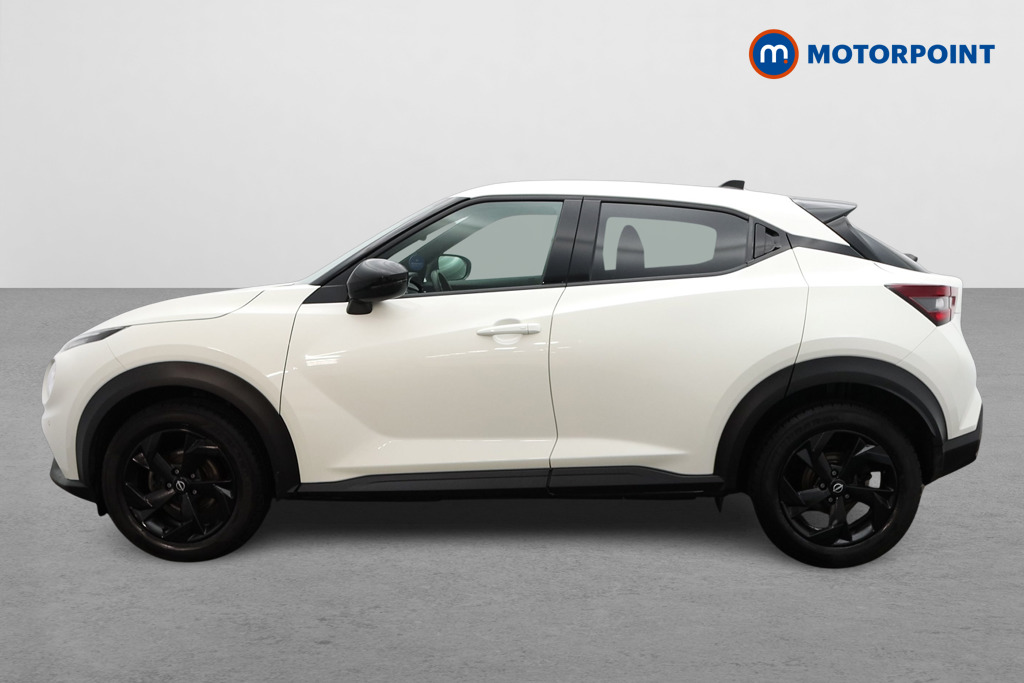 Nissan Juke N-Connecta Automatic Petrol SUV - Stock Number (1508692) - Passenger side