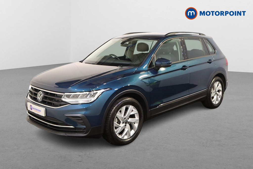 Volkswagen Tiguan Life Manual Diesel SUV - Stock Number (1509422) - Passenger side front corner