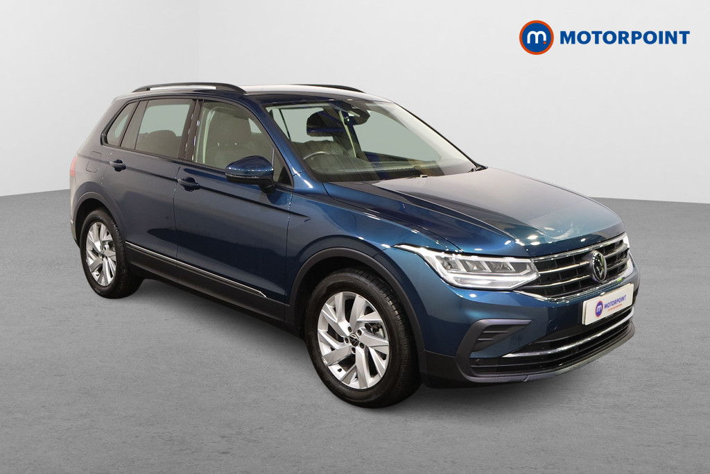 Volkswagen Tiguan Life Manual Diesel SUV - Stock Number (1509422) - Drivers side front corner