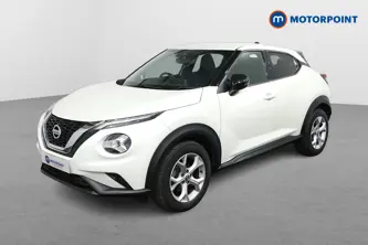 Nissan Juke N-Connecta Automatic Petrol SUV - Stock Number (1483053) - Passenger side front corner