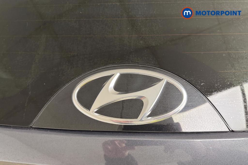 Hyundai Tucson Premium Manual Petrol SUV - Stock Number (1501589) - 17th supplementary image