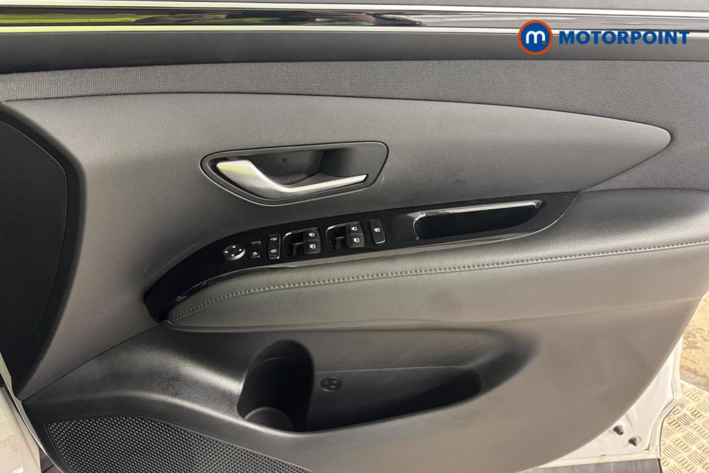 Hyundai Tucson Se Connect Manual Petrol SUV - Stock Number (1503933) - 15th supplementary image