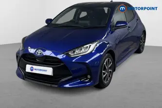 Toyota Yaris Design Automatic Petrol-Electric Hybrid Hatchback - Stock Number (1504012) - Passenger side front corner