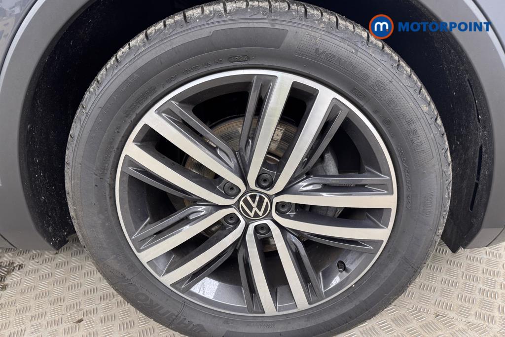 Volkswagen Tiguan Elegance Automatic Petrol SUV - Stock Number (1504926) - 21st supplementary image