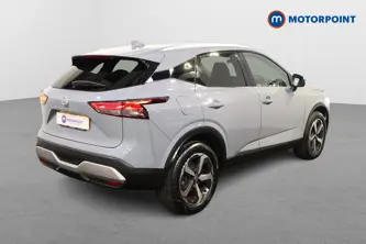 Nissan Qashqai N-Connecta Automatic Petrol SUV - Stock Number (1508315) - Drivers side rear corner