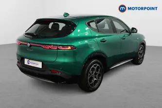 Alfa Romeo Tonale TI Automatic Petrol-Electric Hybrid SUV - Stock Number (1496746) - Drivers side rear corner