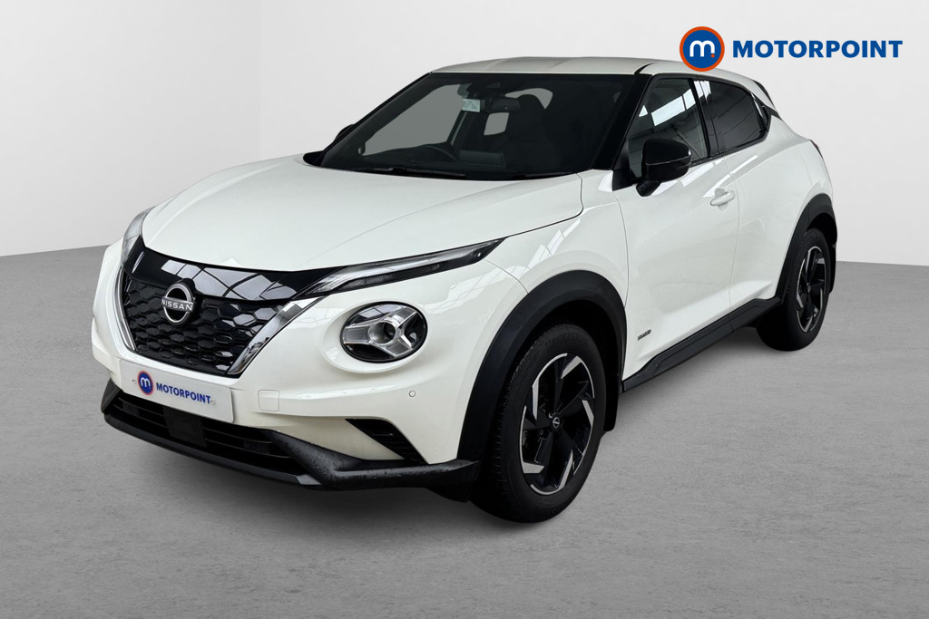 Nissan Juke N-Connecta Automatic Petrol-Electric Hybrid SUV - Stock Number (1504067) - Passenger side front corner