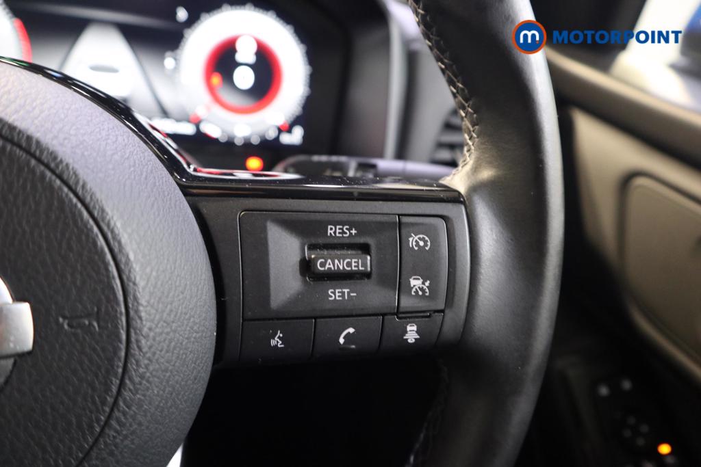 Nissan Qashqai N-Connecta Manual Petrol SUV - Stock Number (1508309) - 4th supplementary image