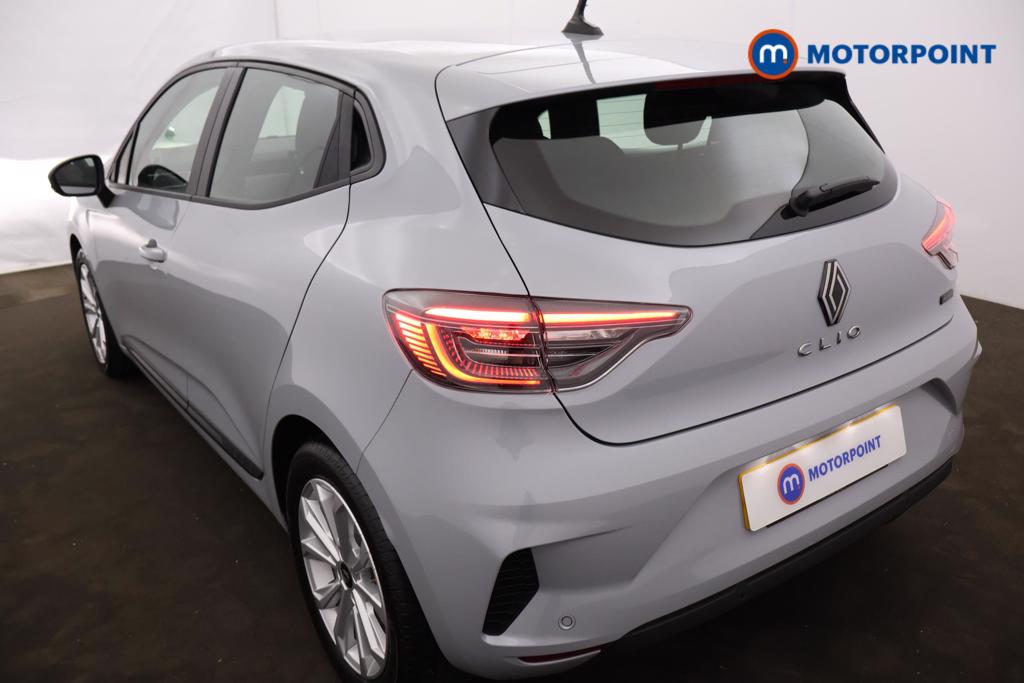 Renault Clio Evolution Automatic Petrol-Electric Hybrid Hatchback - Stock Number (1509025) - 17th supplementary image