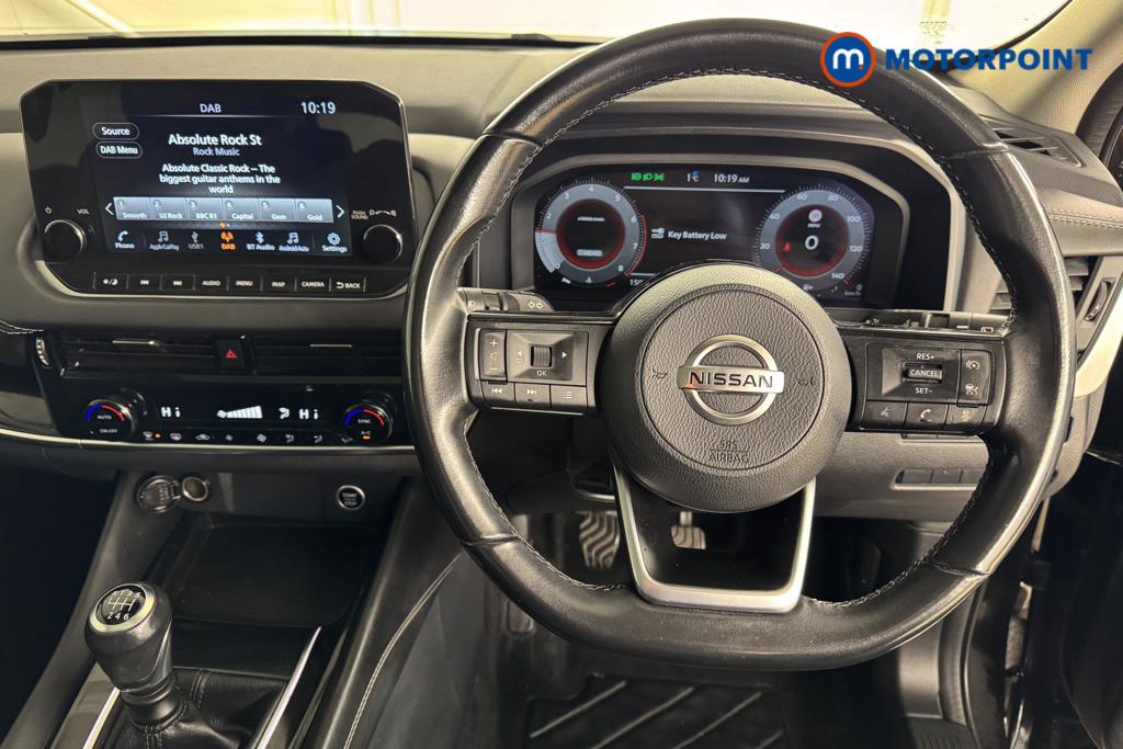 Nissan Qashqai N-Connecta Manual Petrol SUV - Stock Number (1508718) - 1st supplementary image