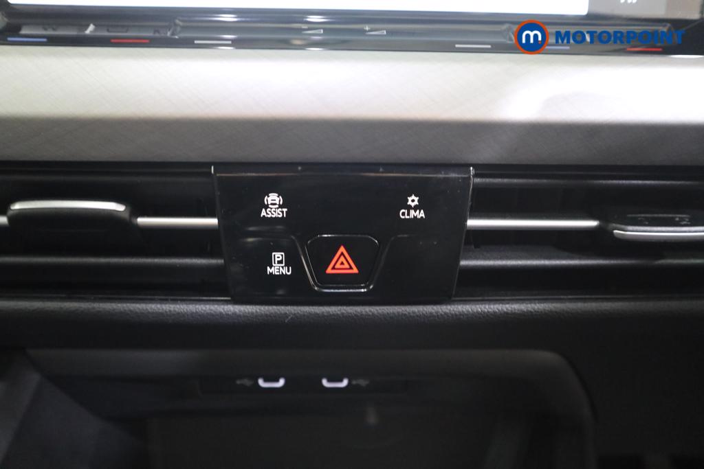 Volkswagen Golf Life Manual Petrol Hatchback - Stock Number (1509326) - 7th supplementary image