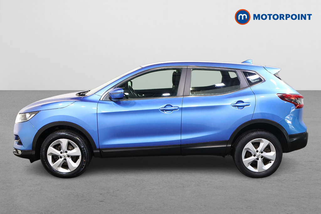 Nissan Qashqai Acenta Premium Manual Diesel SUV - Stock Number (1499375) - Passenger side