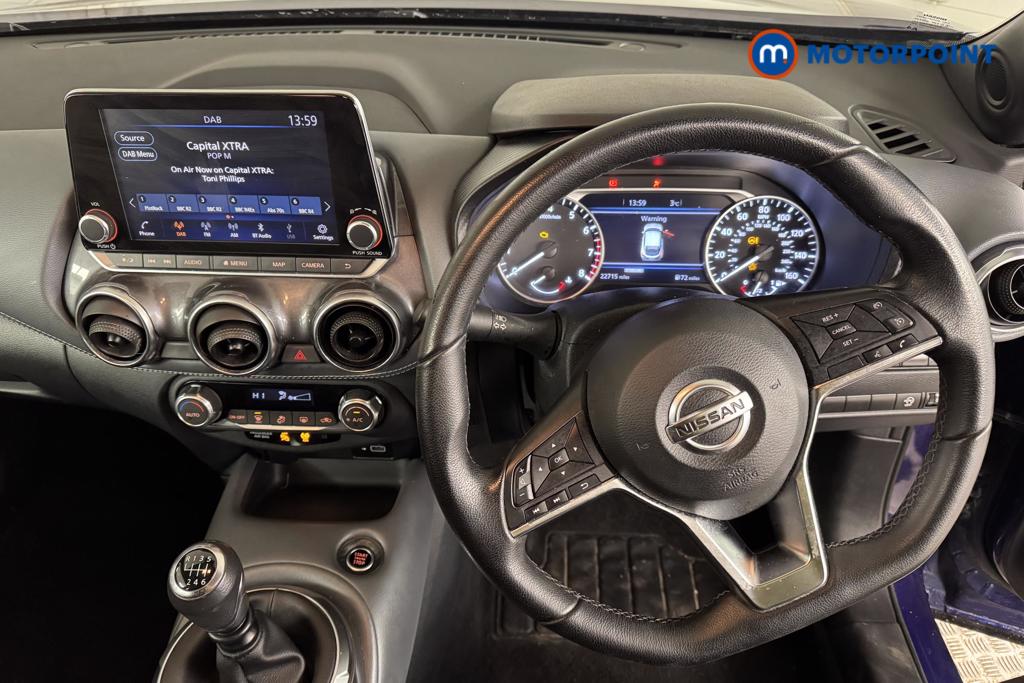 Nissan Juke N-Connecta Manual Petrol SUV - Stock Number (1503941) - 1st supplementary image