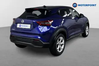 Nissan Juke N-Connecta Manual Petrol SUV - Stock Number (1503941) - Drivers side rear corner