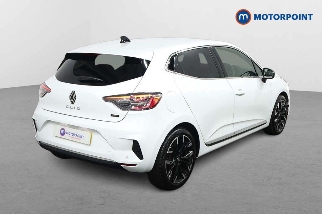 Renault Clio Techno Automatic Petrol-Electric Hybrid Hatchback - Stock Number (1509015) - Drivers side rear corner