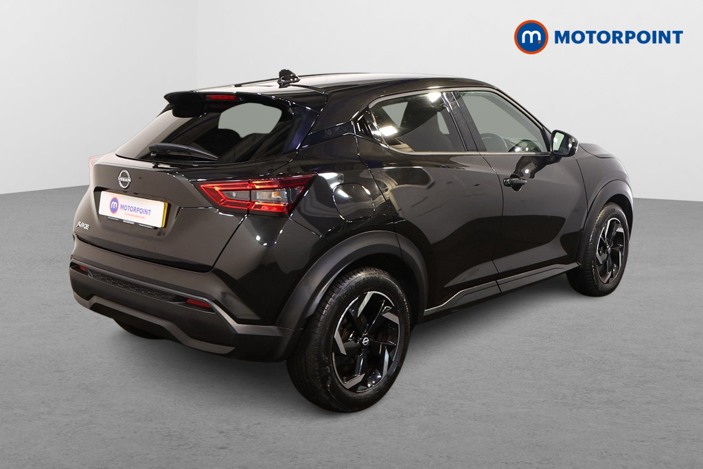 Nissan Juke N-Connecta Manual Petrol SUV - Stock Number (1510016) - Drivers side rear corner