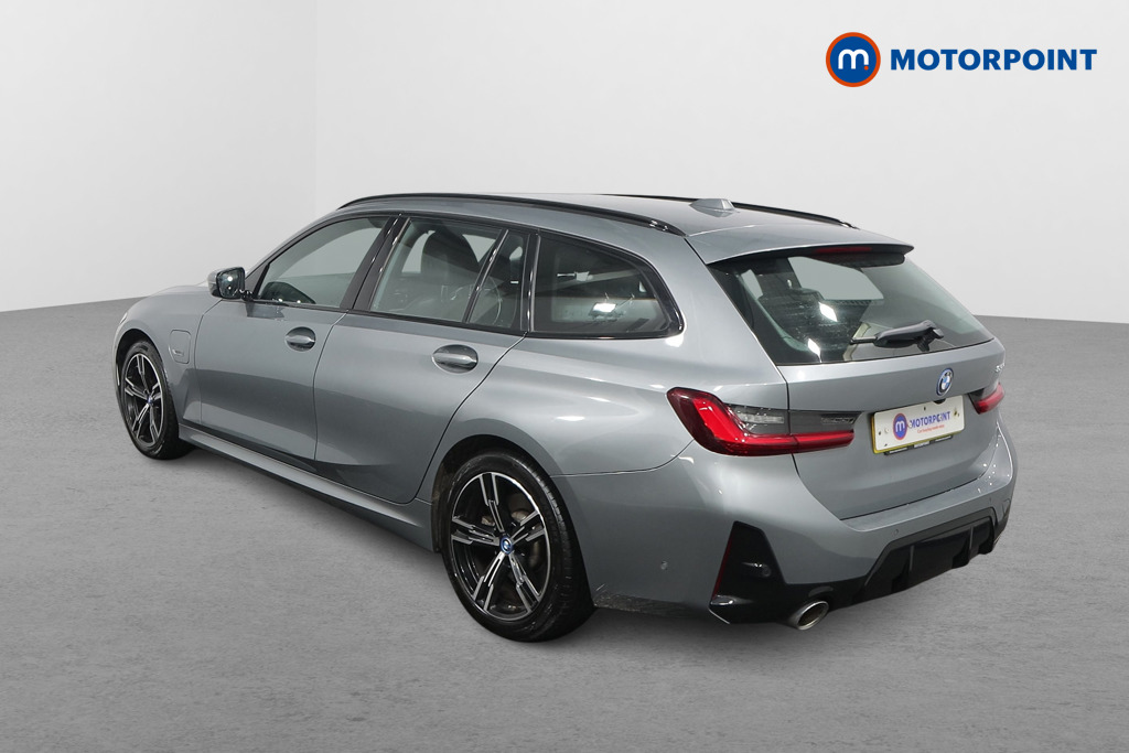 BMW 3 Series M Sport Automatic Petrol Plug-In Hybrid Estate - Stock Number (1494581) - Passenger side rear corner