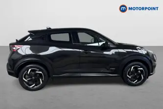 Nissan Juke N-Connecta Automatic Petrol-Electric Hybrid SUV - Stock Number (1499205) - Drivers side