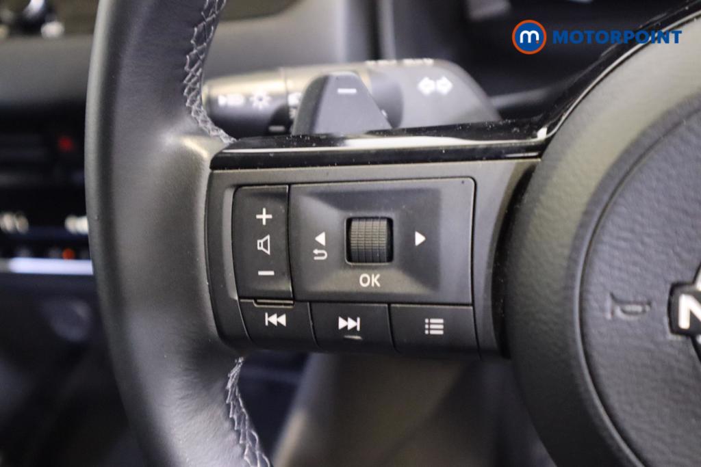 Nissan Qashqai N-Connecta Automatic Petrol SUV - Stock Number (1511119) - 11th supplementary image