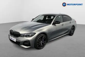 BMW 3 Series M Sport Pro Edition Automatic Petrol Plug-In Hybrid Saloon - Stock Number (1511390) - Passenger side front corner