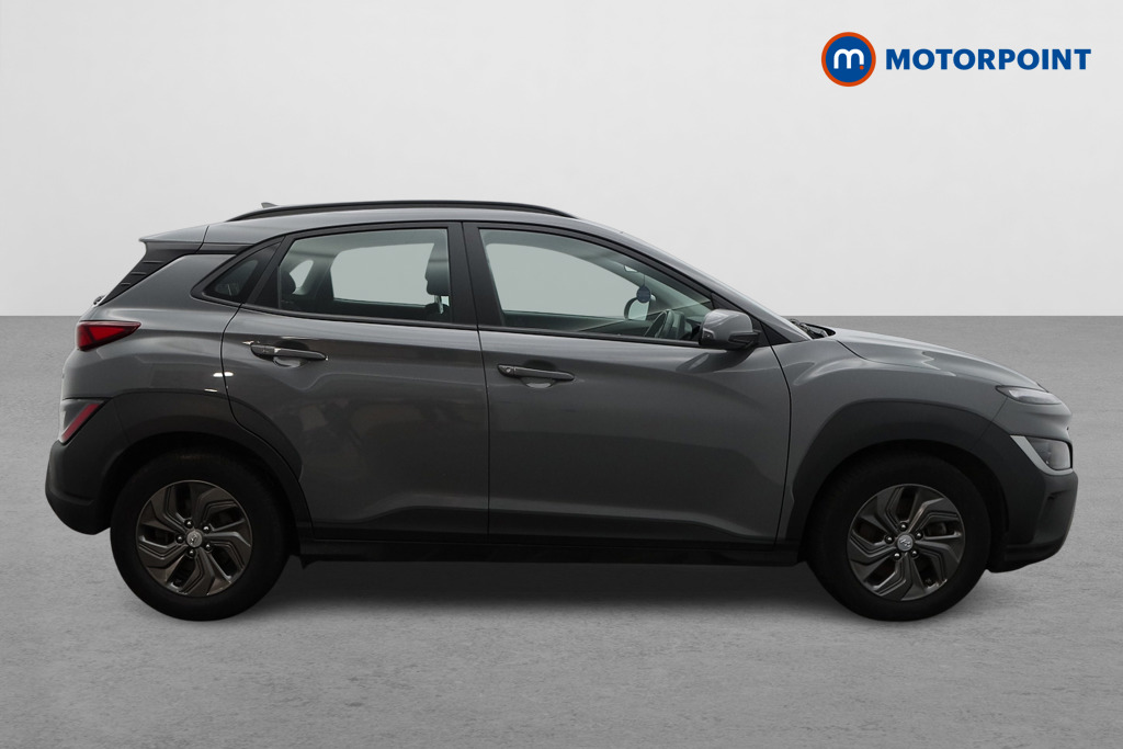 Hyundai Kona Se Connect Automatic Petrol-Electric Hybrid SUV - Stock Number (1492996) - Drivers side