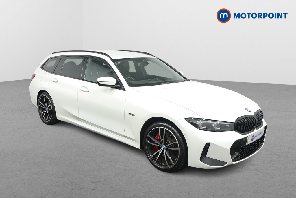 BMW 3 Series M Sport Automatic Petrol Plug-In Hybrid Estate - Stock Number (1505314) - Drivers side front corner