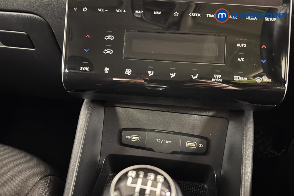 Hyundai Tucson Se Connect Manual Petrol SUV - Stock Number (1506164) - 11th supplementary image