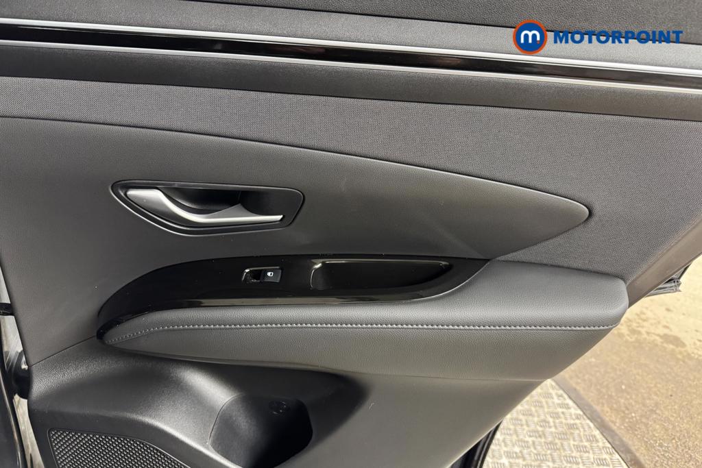 Hyundai Tucson Se Connect Manual Petrol SUV - Stock Number (1506164) - 16th supplementary image