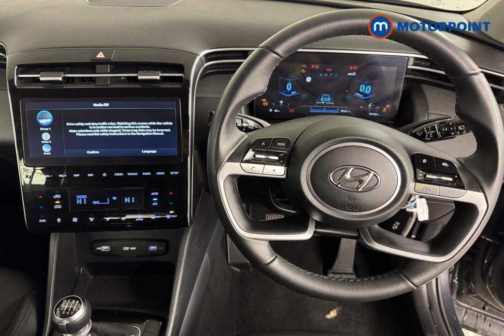 Hyundai Tucson Se Connect Manual Petrol SUV - Stock Number (1506164) - 1st supplementary image