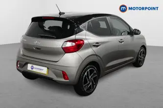 Hyundai I10 Premium Manual Petrol Hatchback - Stock Number (1510385) - Drivers side rear corner