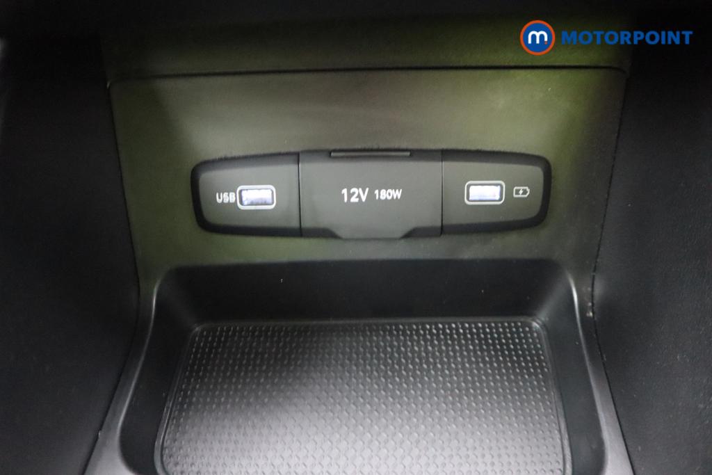 Hyundai Tucson Se Connect Manual Petrol SUV - Stock Number (1506368) - 14th supplementary image