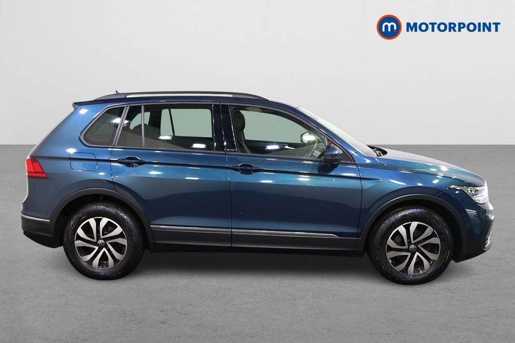 Volkswagen Tiguan Active Automatic Diesel SUV - Stock Number (1511099) - Drivers side