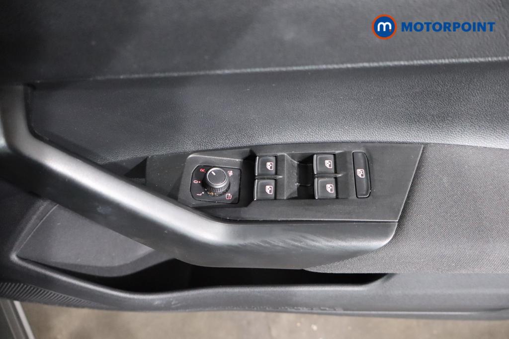 Volkswagen Polo Active Manual Petrol Hatchback - Stock Number (1511104) - 17th supplementary image