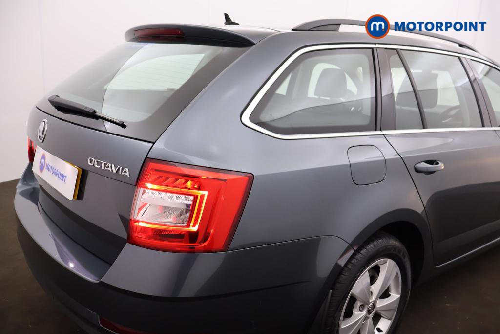 Skoda Octavia Se Technology Manual Petrol Estate - Stock Number (1511479) - 19th supplementary image