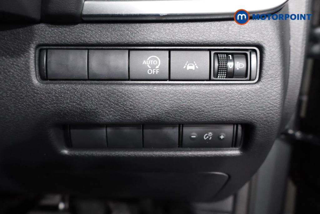 Nissan Qashqai N-Connecta Automatic Petrol SUV - Stock Number (1511936) - 14th supplementary image