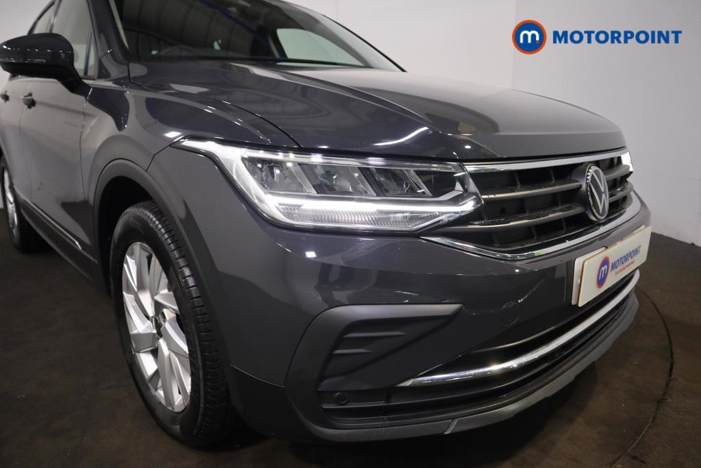 Volkswagen Tiguan Life Manual Petrol SUV - Stock Number (1512209) - 26th supplementary image