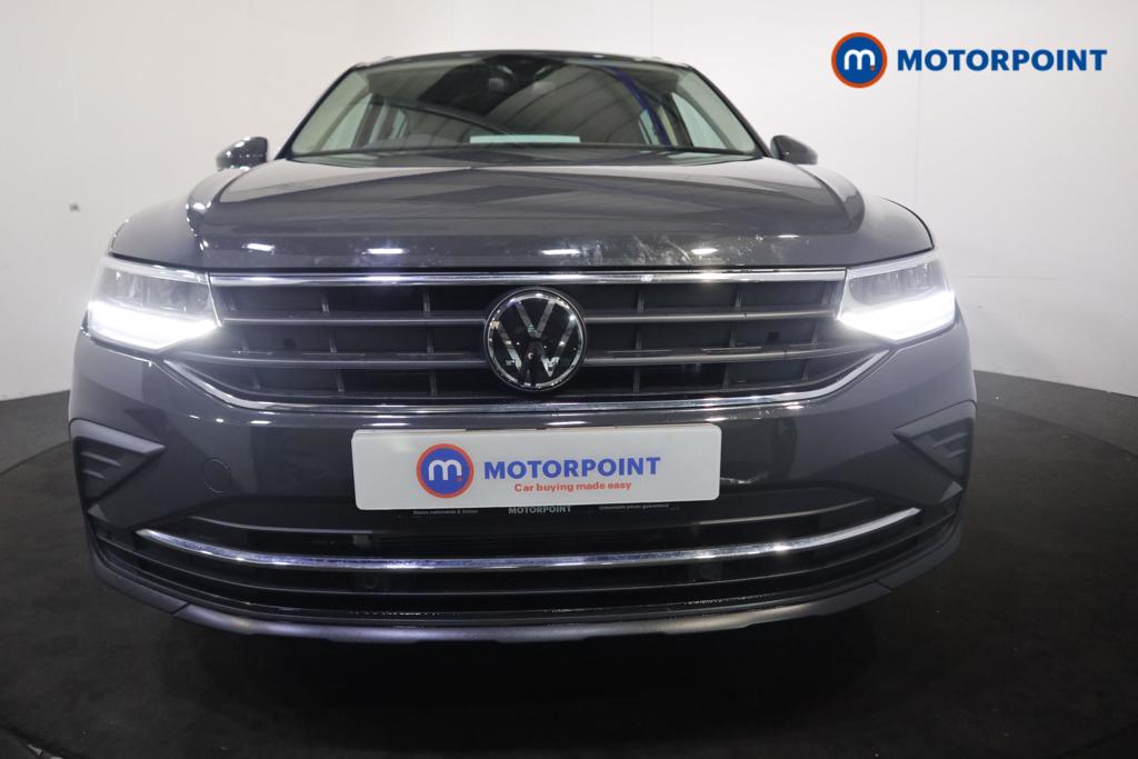 Volkswagen Tiguan Life Manual Petrol SUV - Stock Number (1512209) - 27th supplementary image