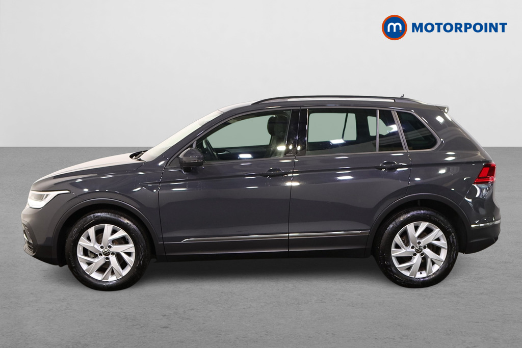 Volkswagen Tiguan Life Manual Petrol SUV - Stock Number (1512209) - Passenger side