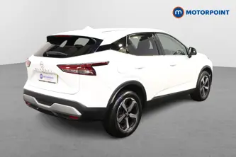 Nissan Qashqai N-Connecta Manual Petrol SUV - Stock Number (1512224) - Drivers side rear corner