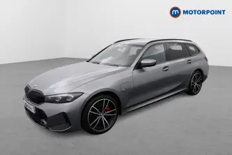 BMW 3 Series M Sport Automatic Petrol Plug-In Hybrid Estate - Stock Number (1505322) - Passenger side front corner