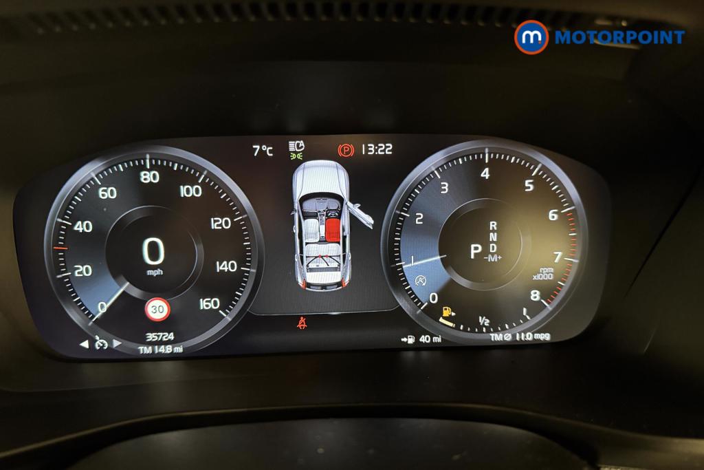 Volvo Xc40 Momentum Pro Automatic Petrol SUV - Stock Number (1510275) - 9th supplementary image